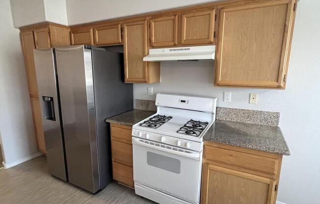 2 beds, 2 baths, 1,048 sqft, $1,500