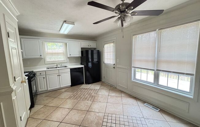 4 Bedroom/3 Bath house in Acworth