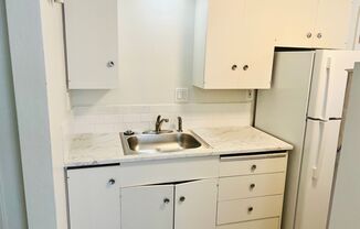 1 bed, 1 bath, 700 sqft, $1,195