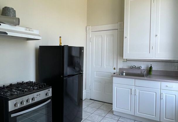 3240 Briggs Ave Unit C - 30% Rental Fee