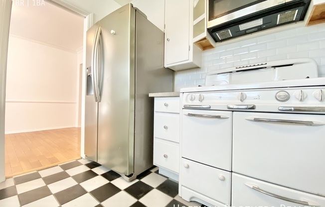 1 bed, 1 bath, $2,485