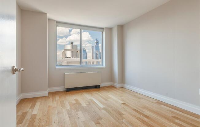 1 bed, 1 bath, 586 sqft, $6,143, Unit 29H