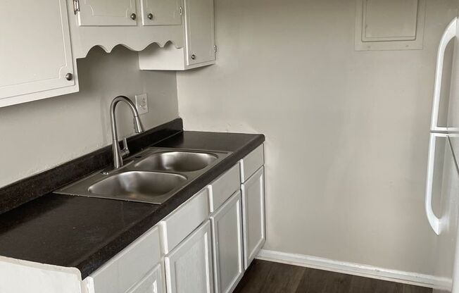 803-807-811 Utah Dr.