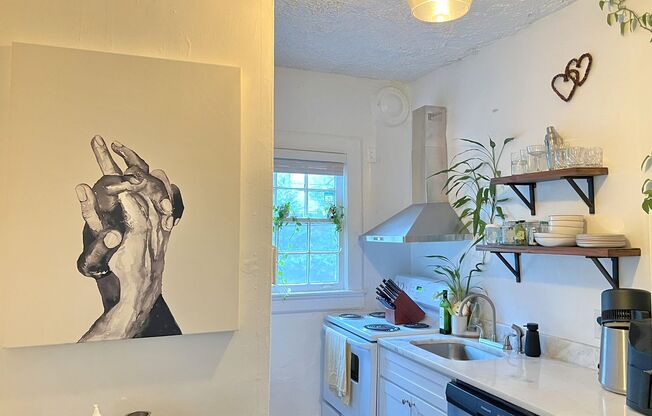 1 bed, 1 bath, 750 sqft, $1,925, Unit 873-20