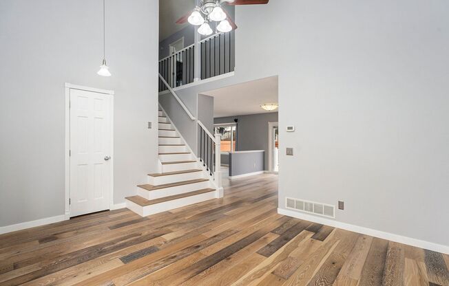 Spacious 4-Bedroom Home in District 20 with Huge Deck & Fenced Yard