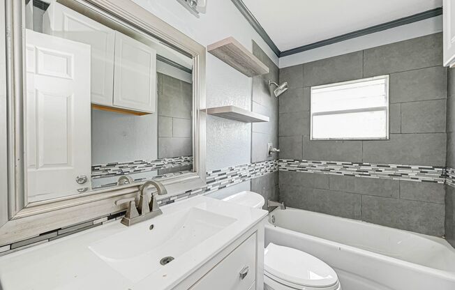 Affordable 3BD/2BA single-family house!