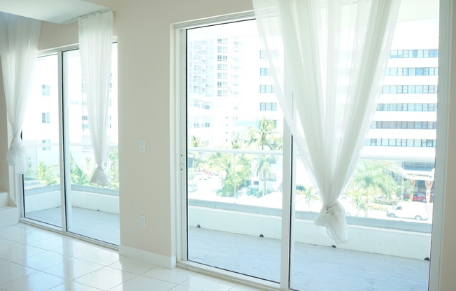 1 bed, 1.5 baths, 939 sqft, $2,800, Unit Unit 517