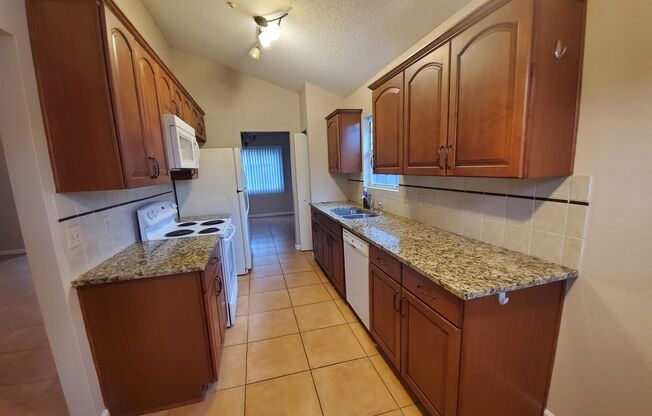 129 EDGEWATER CIR