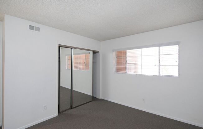 2 beds, 1 bath, 921 sqft, $2,595, Unit 203