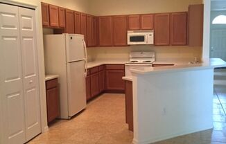 3 beds, 2 baths, $2,700