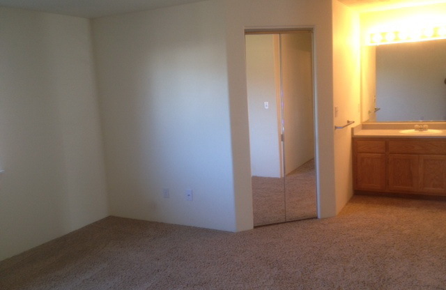 3 beds, 2 baths, $2,195