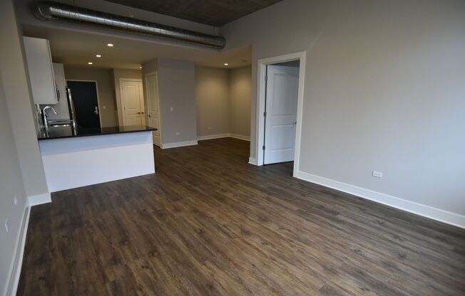 1 bed, 1 bath, 642 sqft, $3,300, Unit 3833-620