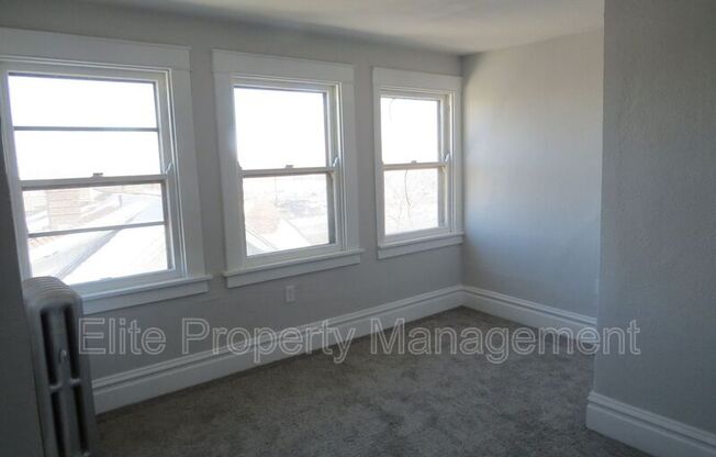 111 W 11th St #1