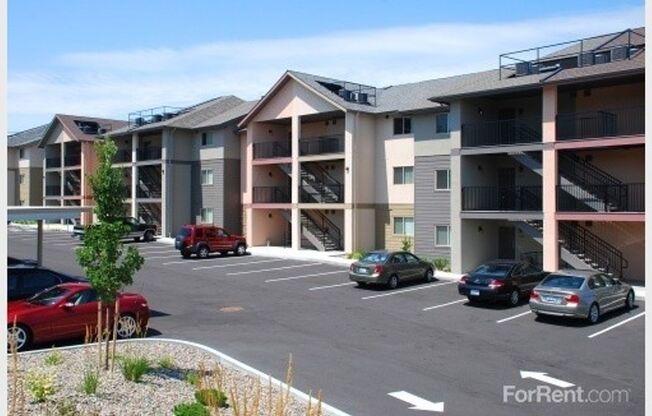 Canyon Crest Apartments