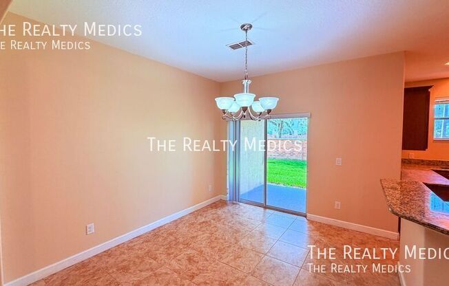 2832 ADELAIDE CT