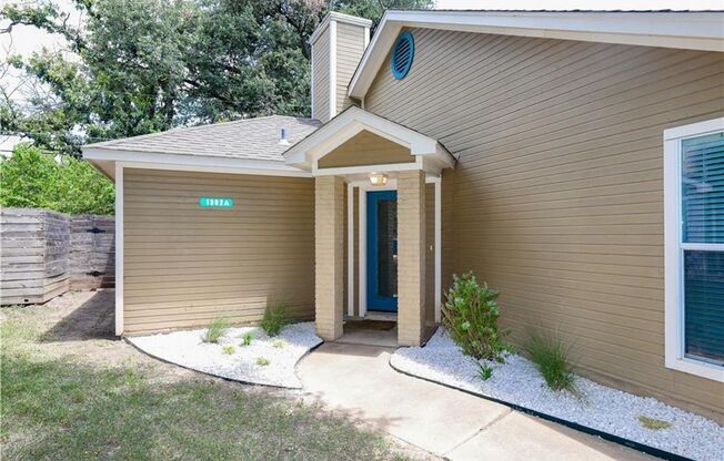 1302 Danbury Sq Unit A