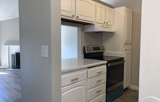 Elegant Auburn Condo 1Bd/1Ba