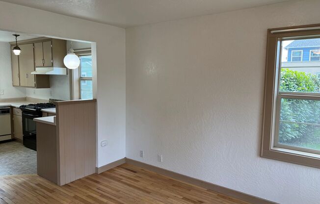 3 Bed, 1.5 Bath near Rose Garden and Willamette River bike path in Whiteaker