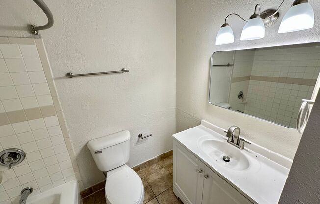 1 bed, 1 bath, $995, Unit 224
