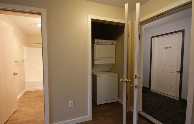 Portico on Terrace Apartments