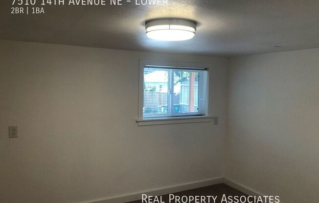 7510 14 AVE NE