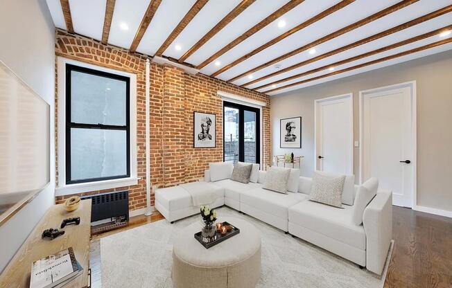 5 beds, 2 baths, $12,495, Unit 12B