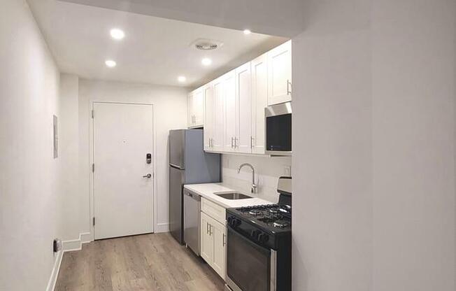 1 bed, 1 bath, $5,500, Unit 6F
