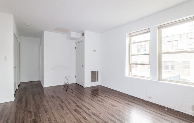 Studio, 1 bath, $1,545, Unit 3E