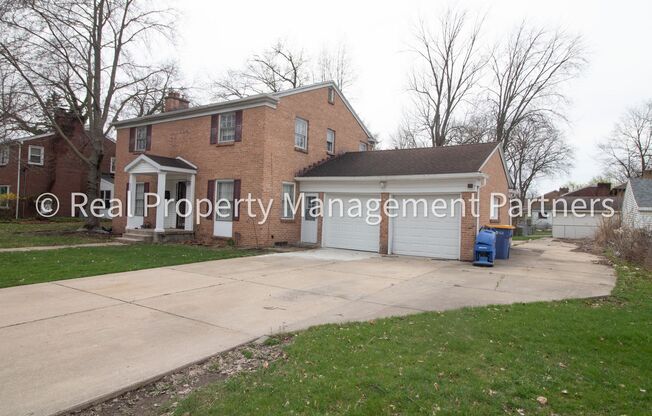 1 Room for Rent in a 6-Bedroom Student Home Near Calvin University