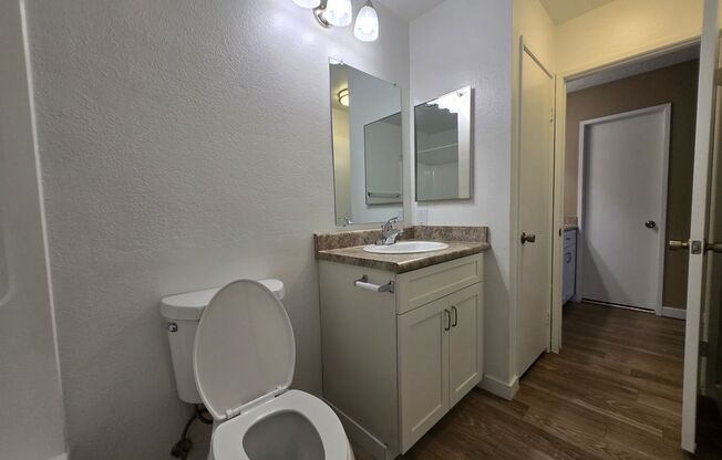 2 beds, 1.5 baths, 840 sqft, $2,395, Unit 658 - 166