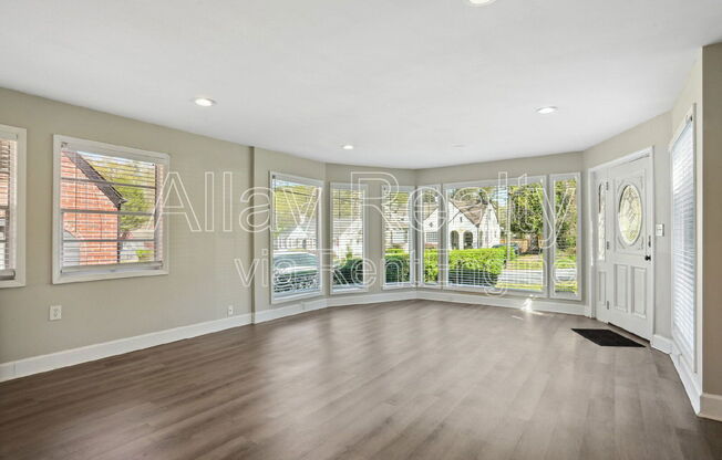 1770 ROGERS AVE SW