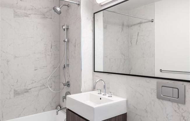 2 beds, 2 baths, 950 sqft, $8,925, Unit 21E