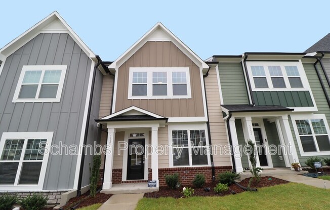 3131 CATHEDRAL COMB DR