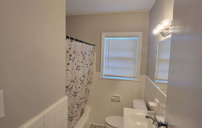 Roomy Cute Brick Ranch