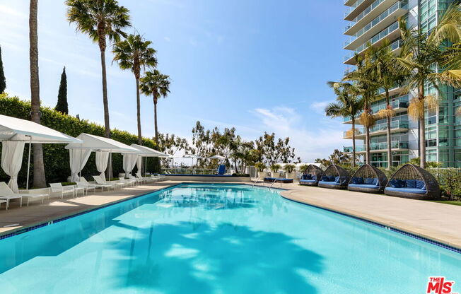 1 bed, 1 bath, 814 sqft, $4,250, Unit 415