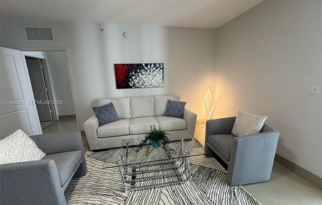 170 SE 14th St
