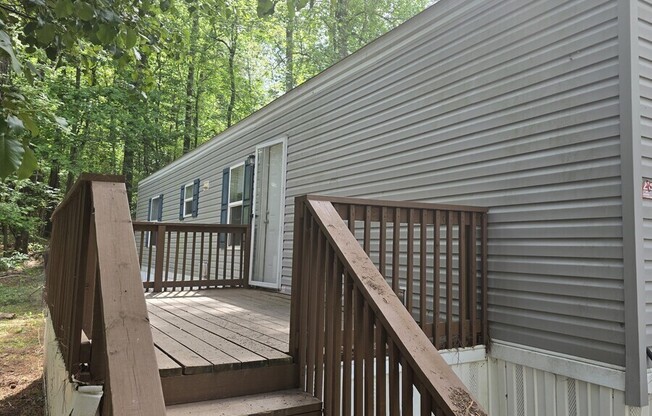 861 FOUNTAIN CIR