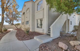 2 Bedroom 2 Bathroom Ground Floor Condo Unit!