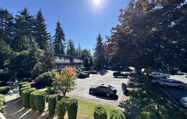 The village in Kirkland - 1 bed 1 bath 2nd floor unit with balcony