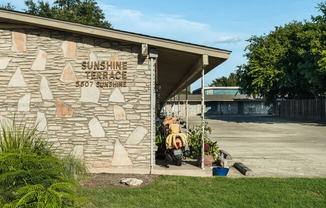 Sunshine Terrace Apts.