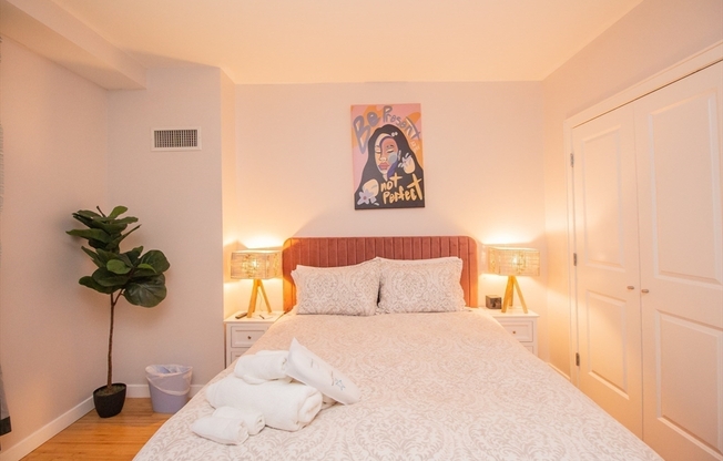 2 beds, 2 baths, 1,100 sqft, $6,000, Unit 401