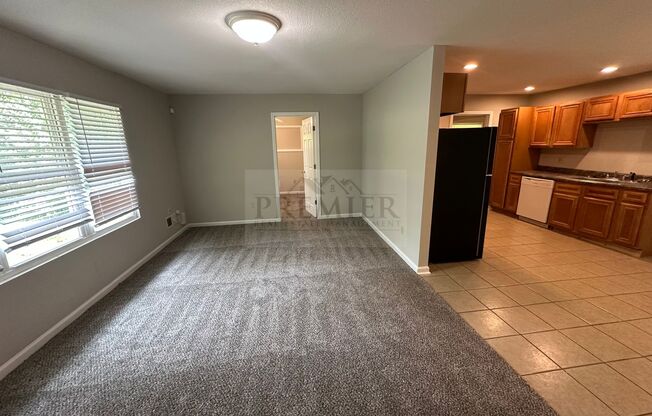 4 bd/2ba - 7717 E 110th St, Kansas City, MO 64134 -spacious home for rent - Ruskin Heights $1625