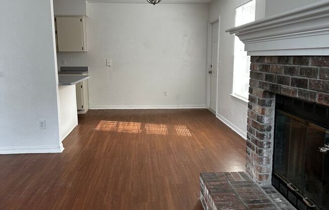3 Bed/ 2 Bath Home in Serenola Manor