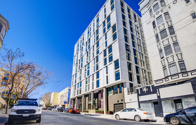 Street view of Vance building in San Francisco, CA.