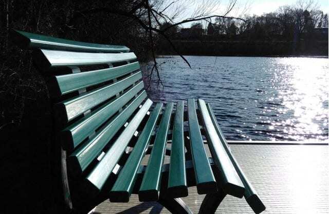 Lakeside Seating