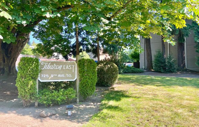 725 9th Ave S, Unit 202,