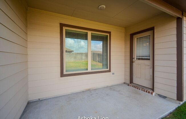 3 beds, 2 baths, $2,100