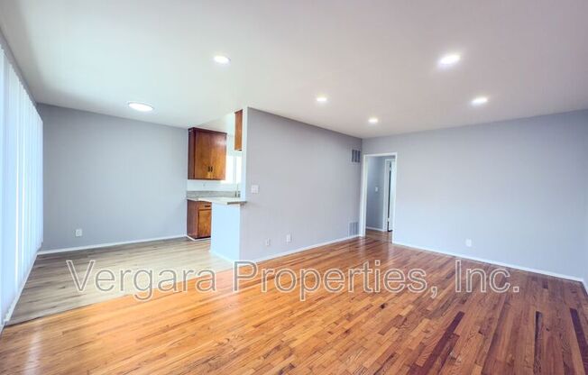 17809 Crenshaw Blvd.