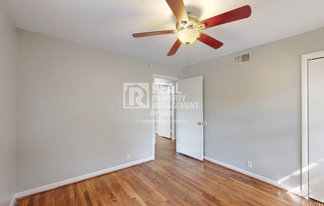 3 beds, 1 bath, $1,300