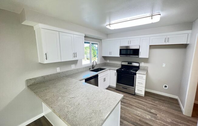 Wonderfully Upgraded 3 Bed 2 Bath Garden Grove Home